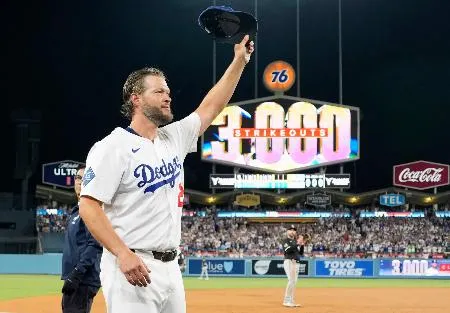 カーショーリングワールドチャンピオンドジャース来場者限定8000個