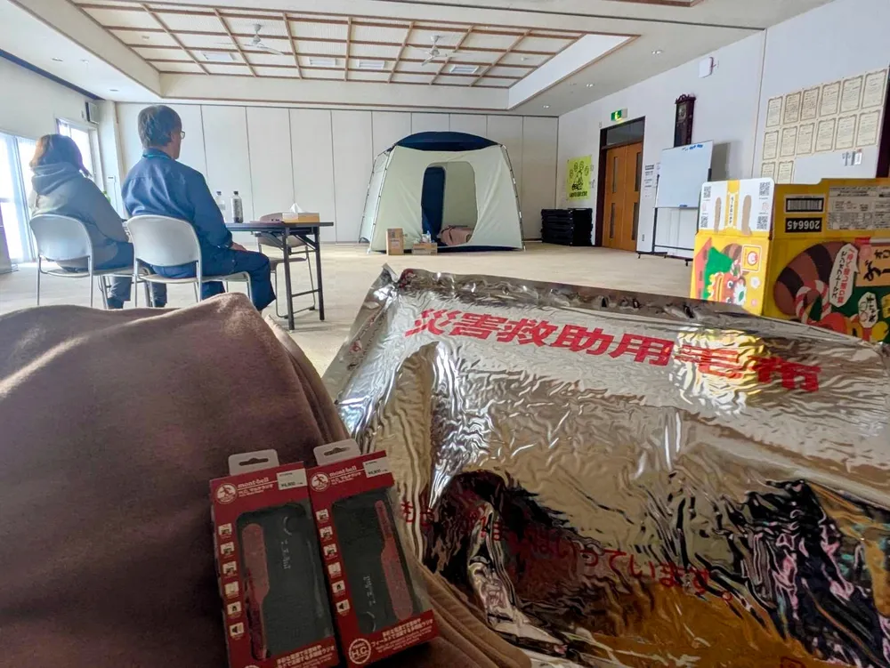 北海道内暴風雪 停電の中で一夜「灯油ストーブでしのいだが寒かった