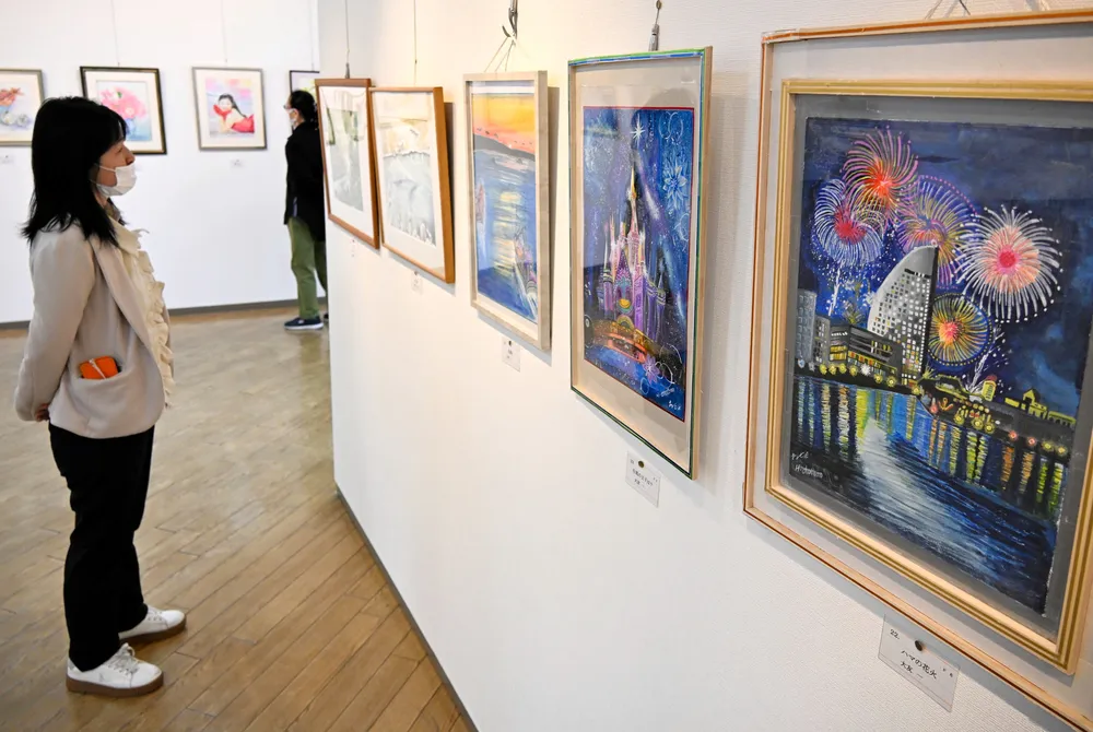 こだわりにじむ水彩画90点 千歳のサークル作品展：北海道新聞デジタル