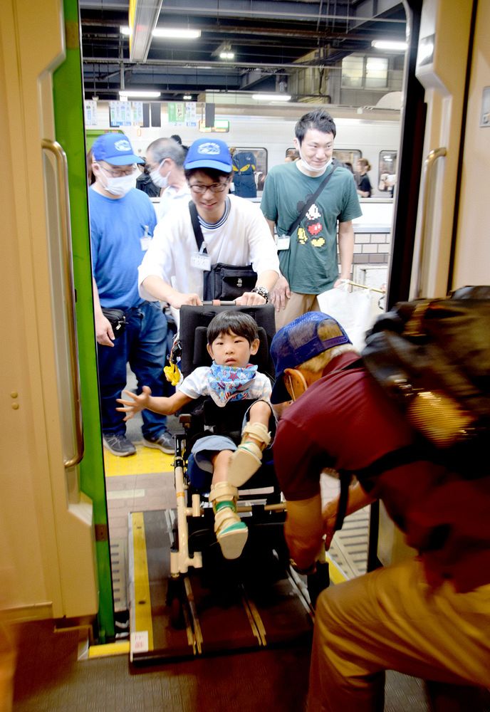 鉄道旅行気軽に楽しんで 障害ある子にプレゼント ＪＲ北海道労組などが４年ぶり開催：北海道新聞デジタル