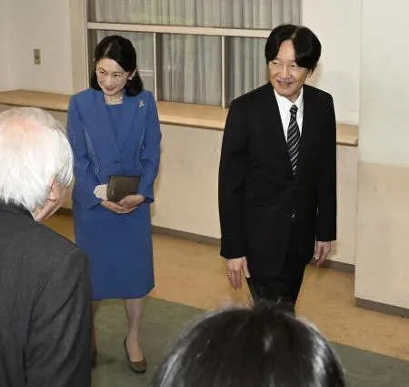 秋篠宮ご夫妻「修養団」大会出席 創立120周年記念：北海道新聞デジタル