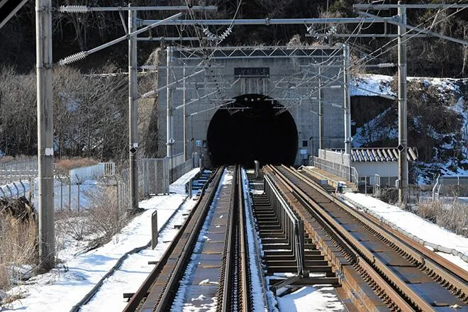 青森ー札幌間４６５キロのＪＲ貨物列車に同乗 新幹線延伸後も生き残る、物流大動脈の舞台裏：北海道新聞デジタル