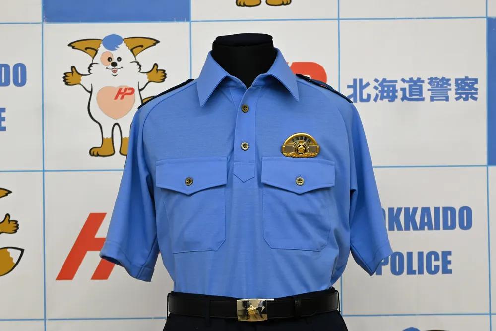 北海道警察、10月も夏服OKに 制服の衣替え柔軟化へ試行：北海道新聞