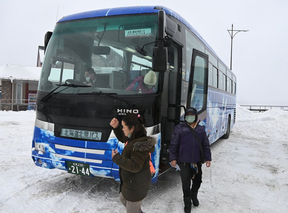 流氷の季節バスで観光 北見・網走起点に実証運行：北海道新聞デジタル