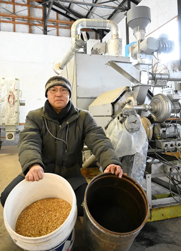 農作物の残りかすが燃料　バイオ炭活用も　十勝で広がる小型バイオマスバーナー