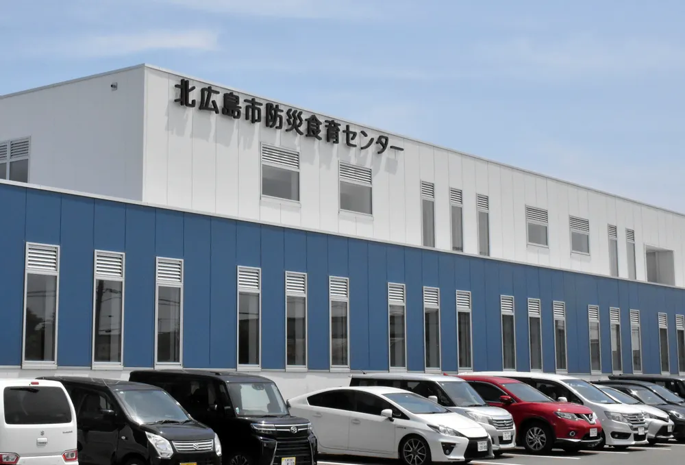 2学期以降、給食でのアレルギー対応食の調理を始める市防災食育センター