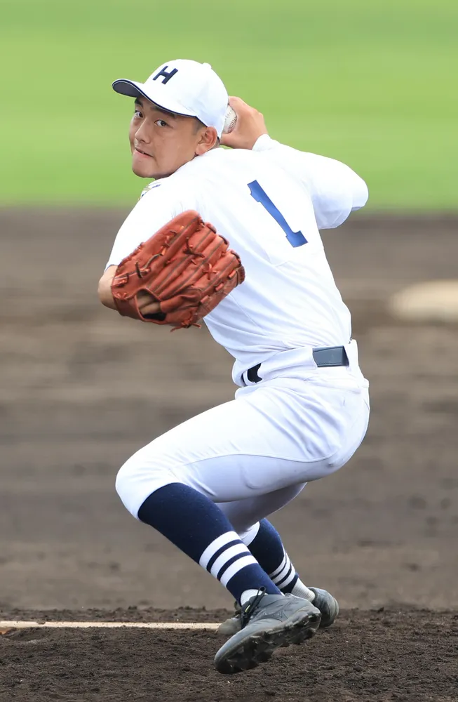 北海着々、快勝リレー　8強進出　夏の高校野球・南北海道大会