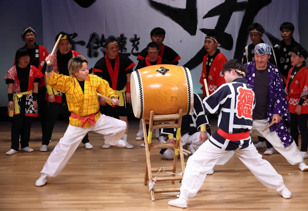 東日本大震災復興への思い、心新たに 札幌・やまびこ座で支援公演 和