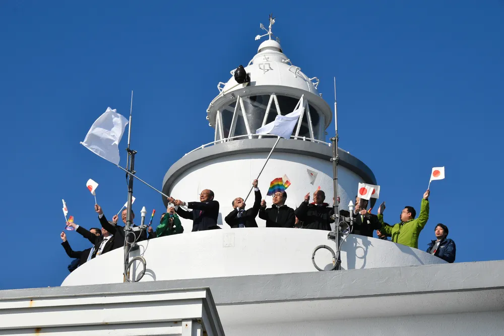 貝殻島周辺のコンブ漁始まる 「全然採れなかった」の声も：北海道新聞