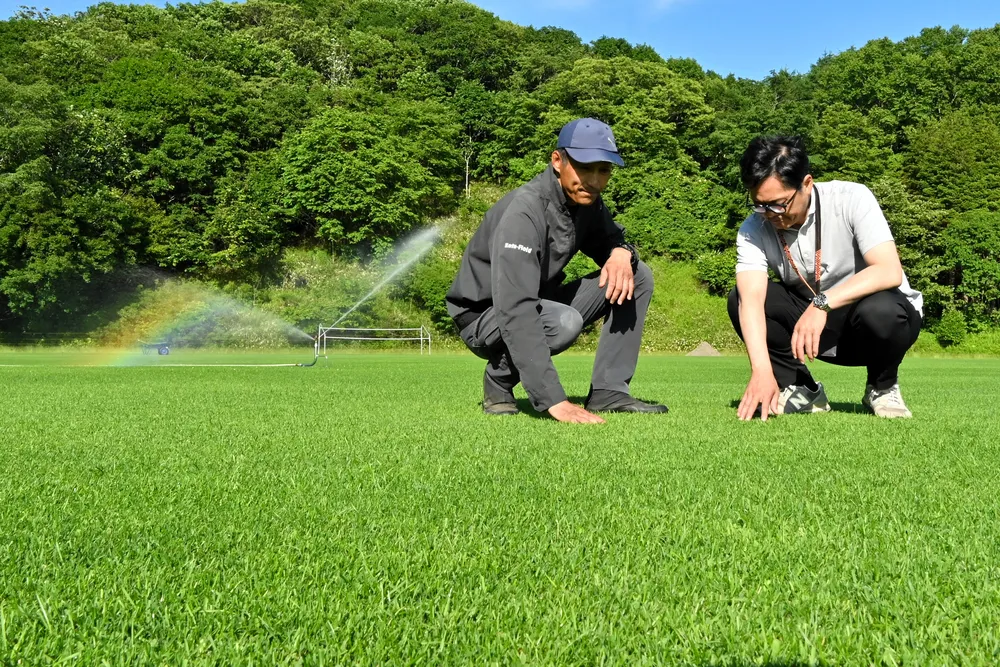 FC東京に最高の天然芝を 白老の陸上競技場、整備順調 14日から夏合宿