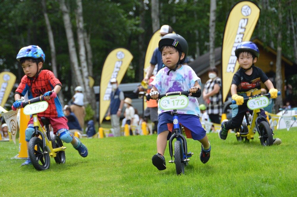 キックバイク、コロコロ走れ！ 新富良野プリンスホテルで２７日、２～６歳の大会：北海道新聞デジタル