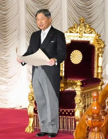第219臨時国会の開会式 天皇陛下迎え、参院本会議場で：北海道新聞デジタル