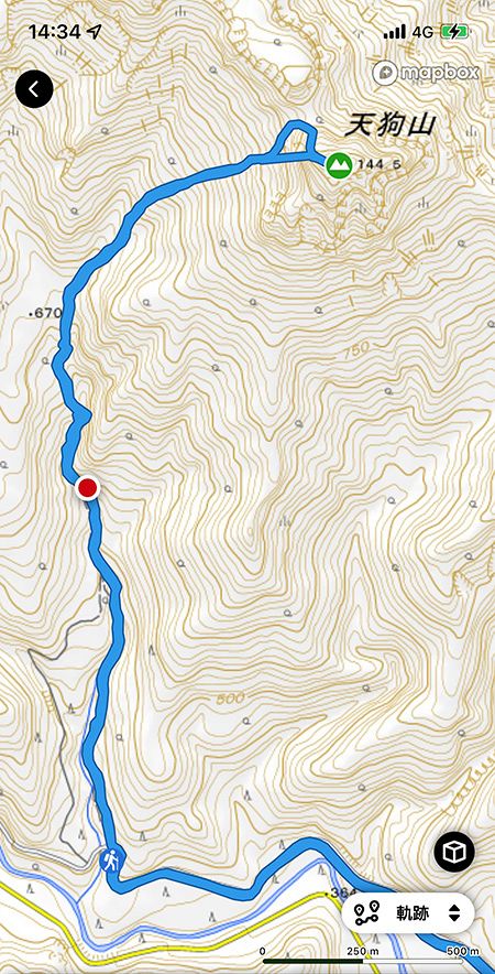 ＧＰＳにより通信電波がなくても地図上で現在位置や登山道が分かる登山アプリの画面。赤い点が道迷いの多発地点