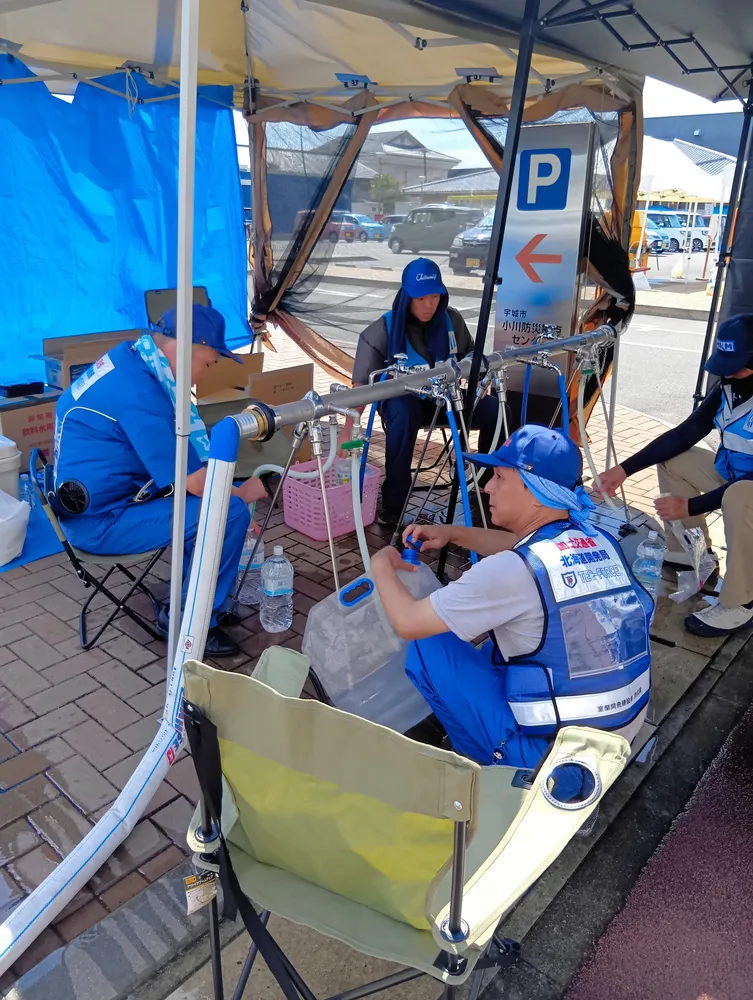熊本地震被災地で給水支援 帯広開発建設部の今滝さん 猛暑の宇城市で