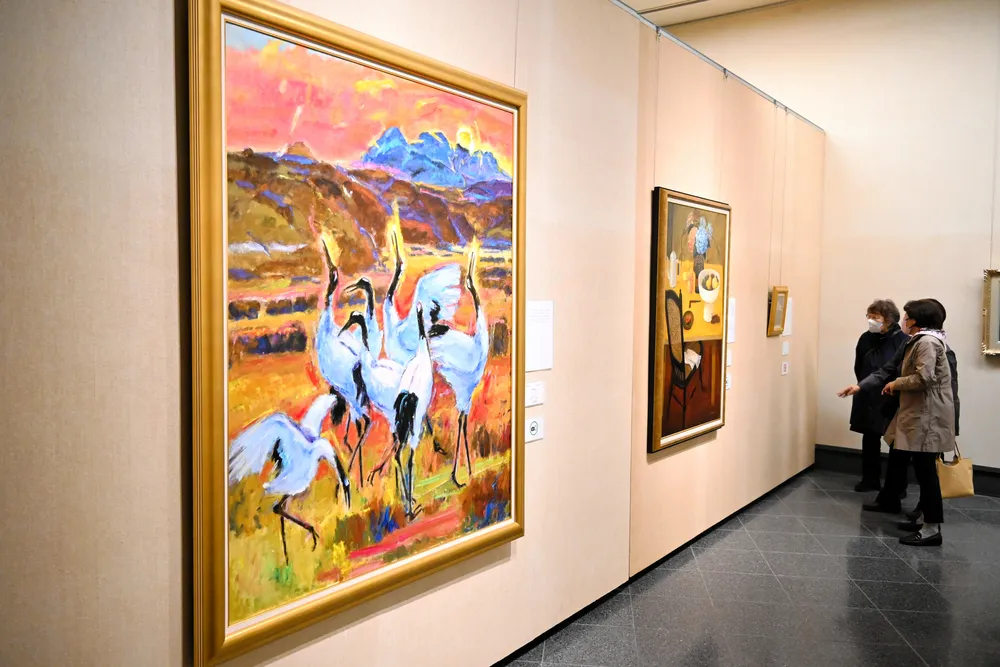 四季モチーフ 油絵や水彩画 釧路市立美術館で所蔵作品展：北海道新聞