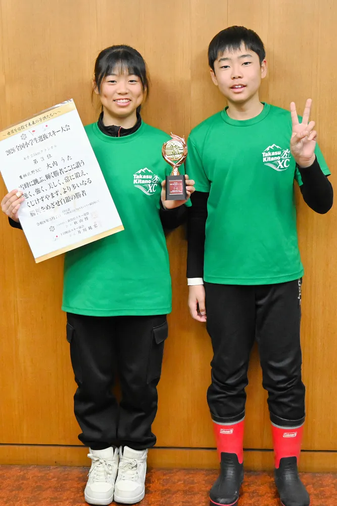 鷹栖の大内さん、全国小学生クロカン3位 湯本さん6位