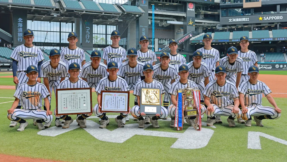 守り勝つ野球でV 白樺学園、夏の甲子園へ 猛練習が「自信に」 ：北海道