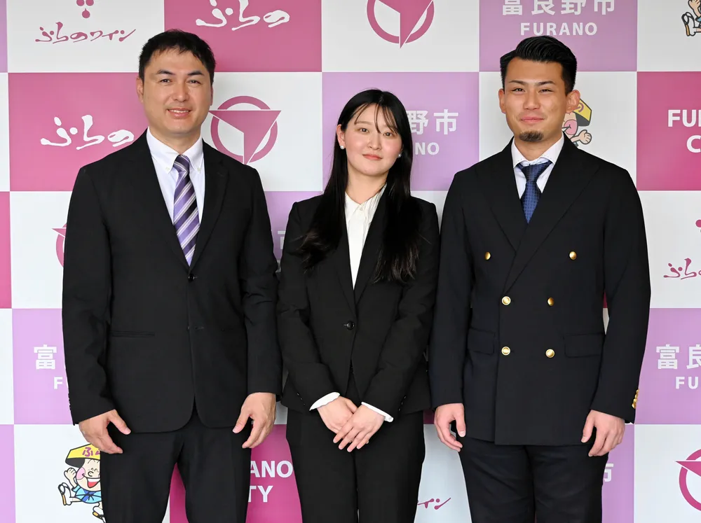 富良野が大好きになった」 協力隊員3人、市長に退任報告：北海道新聞