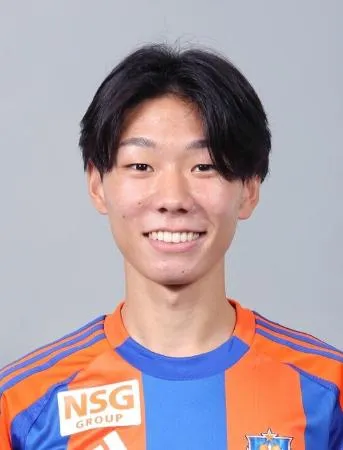 アルビレックス新潟25シーズンユニフォーム　稲村隼翔3 トップチーム（稲村 隼翔） - アルビレックス新潟 公式サイト