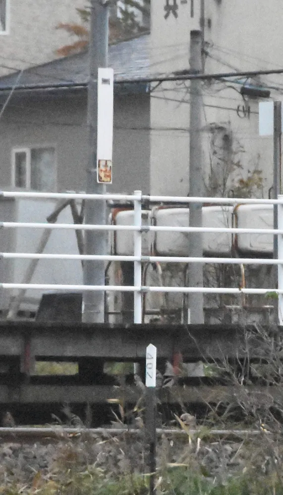 東根室」「昆布盛」駅名標、盗まれる ＪＲ花咲線の無人駅：北海道新聞デジタル