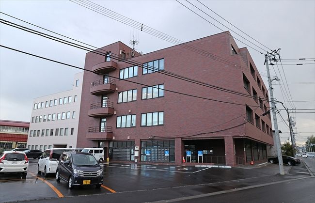 イオン北海道が賃上げへ 正社員平均６・５４％、パート従業員７・０２％：北海道新聞デジタル