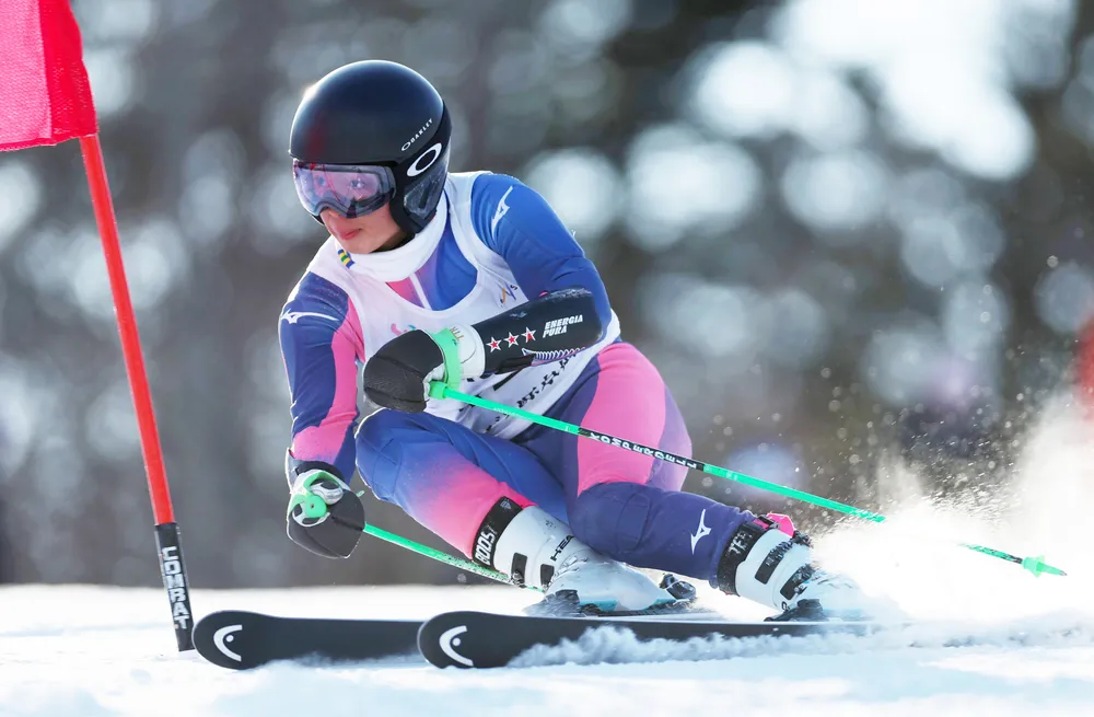 スキー全道中学大会 アルペン男子大回転は金沢初V 女子は佐藤頂点