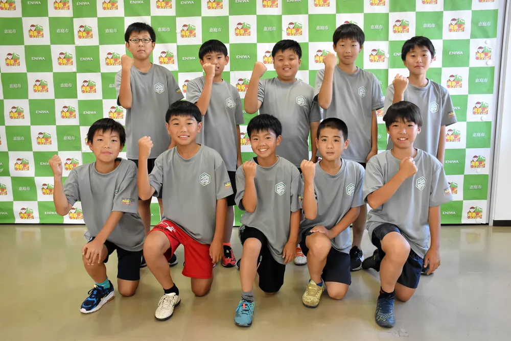 サッカー交流で藤枝へ 恵庭の小6チーム「SUZURAN」：北海道新聞