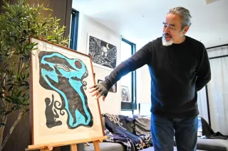 版画や彫刻でアイヌ文化発信　札幌・結城さん作品展