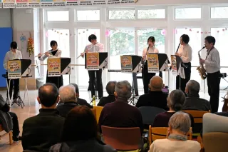 吹奏楽と合唱　癒やしのコラボ　蘭越の愛好者らがコンサート