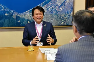 小樽市長と埼玉・春日部市長　災害対応で意見交換