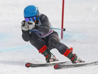 アルペンスーパー大回転　男子・伯谷がＶ　女子・熊崎は3位　全国高校選抜大会