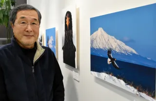 迫力のオオワシ…捉えた一瞬　稚内で12月1日から斉藤さん写真展