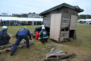 根室で巨大地震想定し大規模訓練　官民30機関　2077人参加