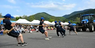遠軽・白滝「アンジくんのふるさとまつり」　2日間で盛況　名物トラクター引きに21チーム出場