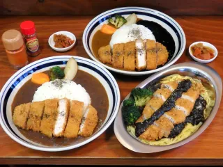 10区推しグルメ＞ご当地メニューも充実のハンバーガー専門店＊SHOGUN