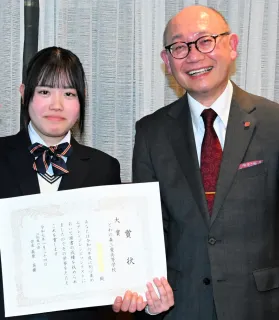 とわの森高生の「つけ麺」大賞　江別小麦めんアレンジコンテスト　スープにミルク、チーズ、カレー