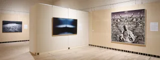 銅版画家 小池暢子 作　1978年「乾いた浜をみるマロック人形 」11/50 銅版画家 小池暢子 作 1978年「乾いた浜をみるマロック人形 」11/50