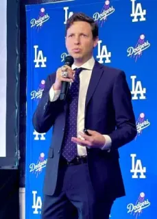 日本のFC会員、10万人目指す　ドジャース、26年分募集開始