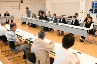 登別の町内会役員と市議意見交換　登別駅前振興や閉校跡地利用