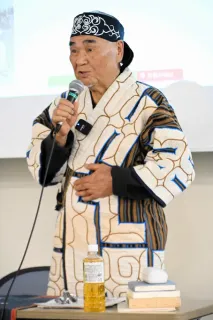 差別的なパネル展示 表現の自由該当せず アイヌ工芸家、札幌で講演