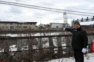 線路う回、高齢者は困難　津波避難、東室蘭ー鷲別を歩く　1.4キロ踏切なし／「横断可能」で時間短縮