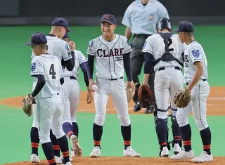 深川市が新事業ブックセカンド開始 小学1年生に絵本贈る：北海道新聞
