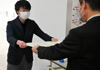絵画や工芸、写真…7人表彰　室蘭市民ギャラリー展