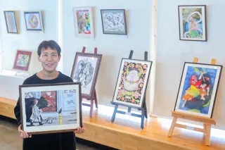 自由な作風、膨らむ想像 岩教大生が企画展：北海道新聞デジタル