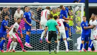 イングランド、初戦に快勝 サッカーW杯第7日：北海道新聞デジタル