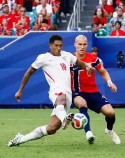 W杯、イングランドが準決勝進出 前回覇者アルゼンチンも：北海道新聞