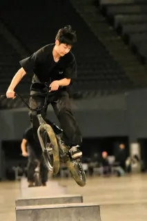 スケボー、BMX　ドームで冬の練習　13、14日も開放　札幌