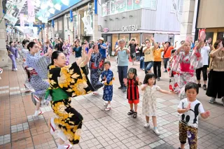 おたる潮まつり　「ねりこみ」熱中症対策を　真夏日の見通し　花火に「DJポリス」
