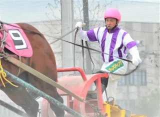 ばん馬の戦場―北海道ばんえい競馬追跡行 (MIZUKI NONFICTION S ばん馬の戦場 北海道ばんえい競馬追跡行 MIZUKI NONFICTION