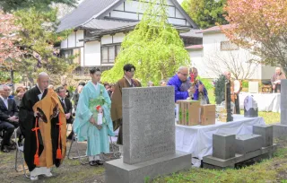 朝鮮人、中国人犠牲者を慰霊 松前 戦時中の旧国鉄工事殉難法要：北海道